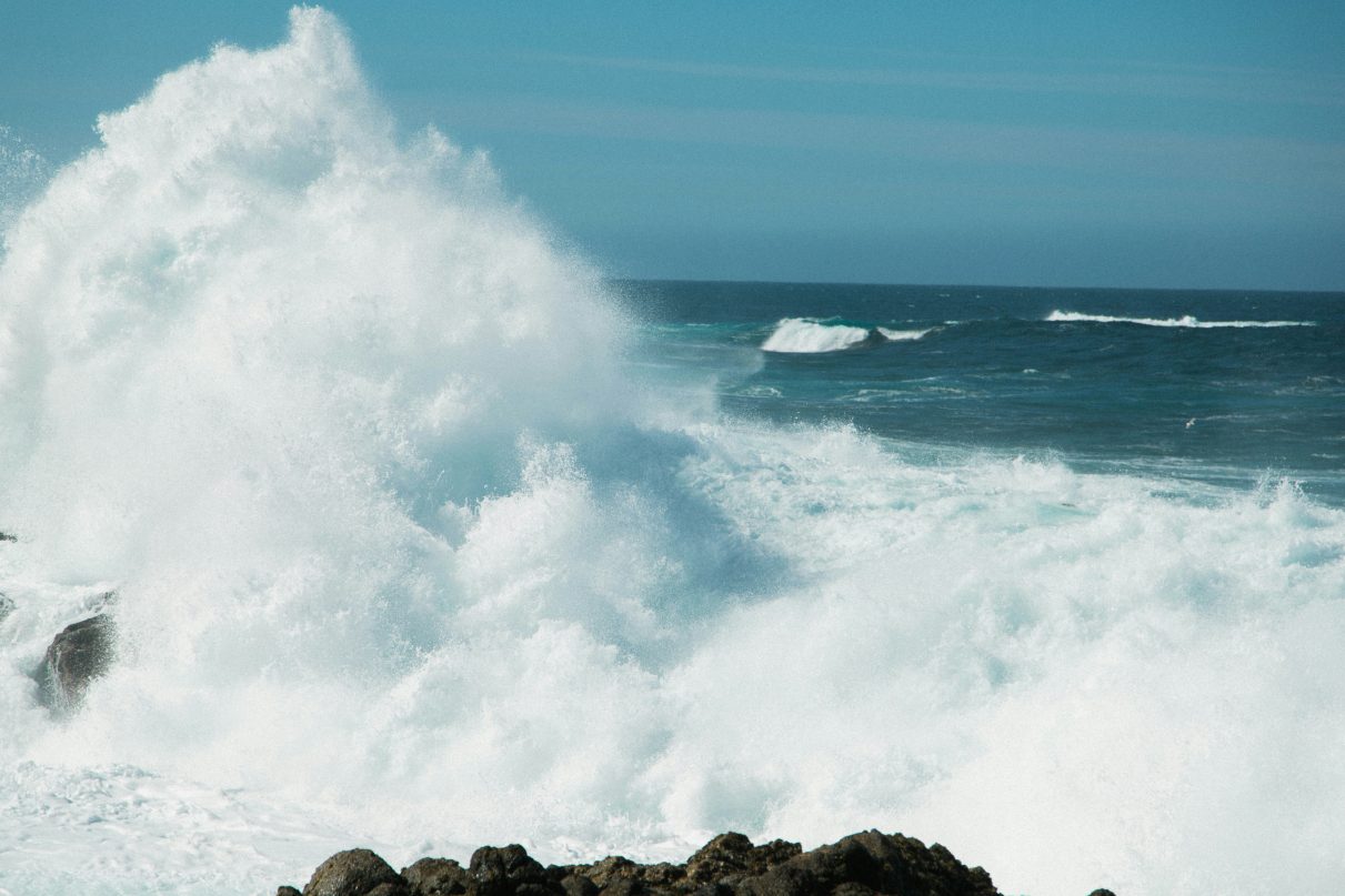 sea crashing onto the rocks